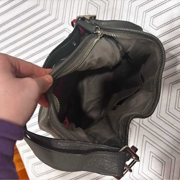 Coach | Large Black Pebble Leather Tote Shoulder Bag w/ Pink Accents | - Picture 6 of 9